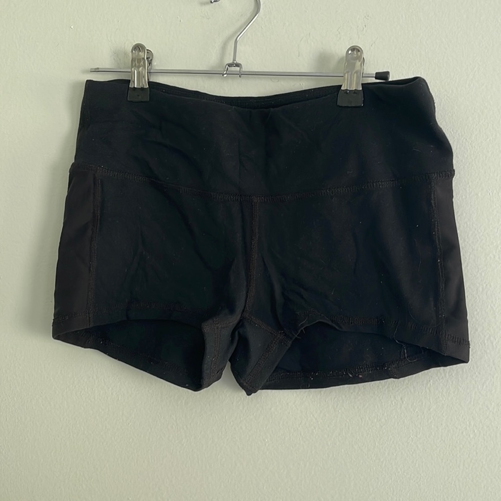 Dance Makers dance/workout shorts size M
